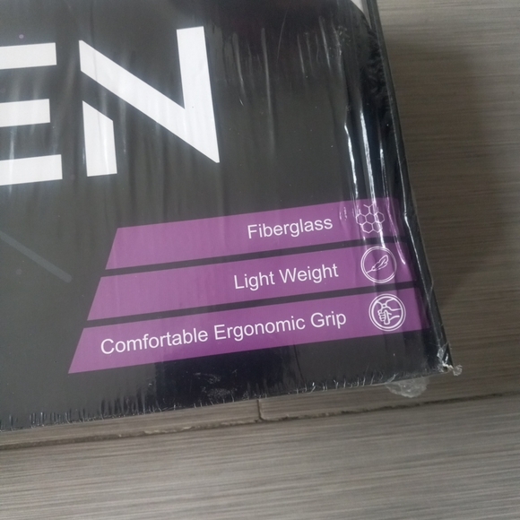 MTEN Pickleball Paddles Set—NIB! - Picture 5 of 11